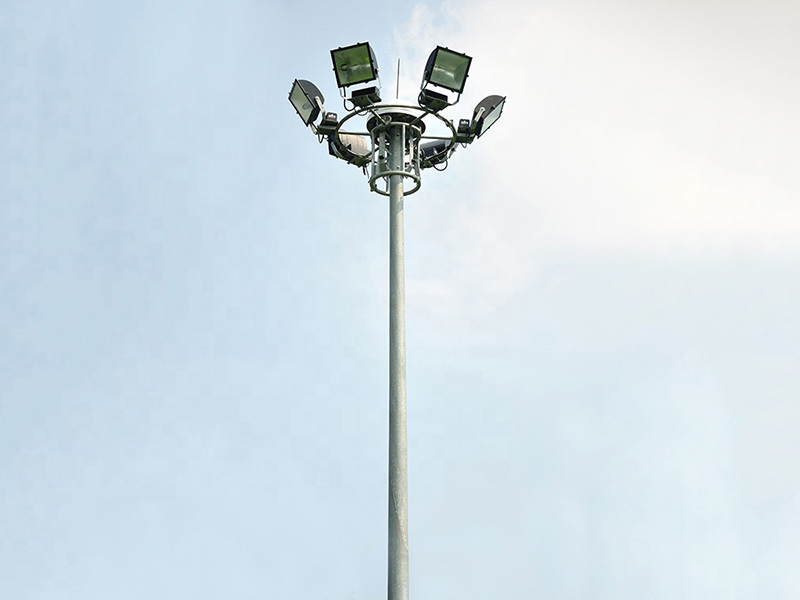 High pole lamp