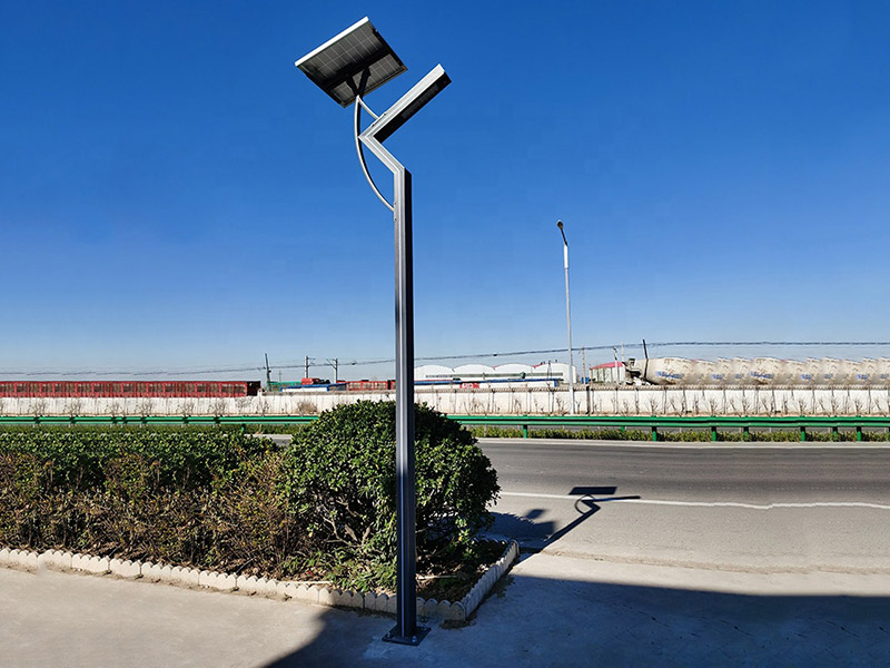Solar street light